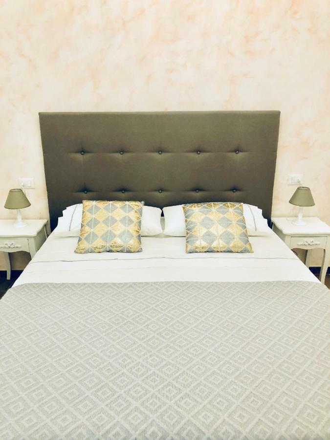 S.Apollonia Suite Trastevere Рим Екстериор снимка
